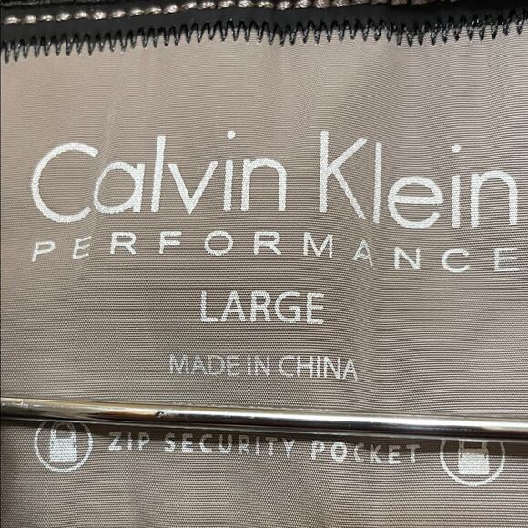 Calvin Klein Puffer Vest with Sherpa Lining. L - Picture 2 of 4